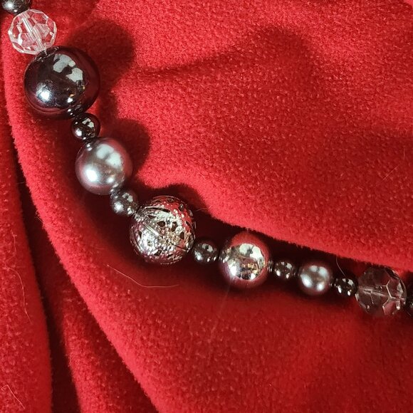 Chico's Gunmetal Filigree Crystal Ball Pewter Silver Faux Pearl 41" Necklace - Picture 14 of 16